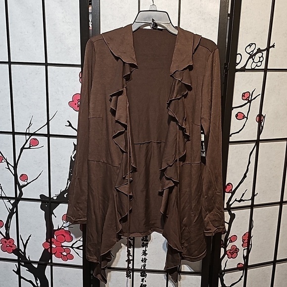Milano Tops - Milano Ruffled Blouse‎ Medium NWT